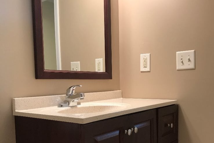 Building Photo - 1030 Pierre St