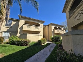 Building Photo - CANYON CREST CONDO