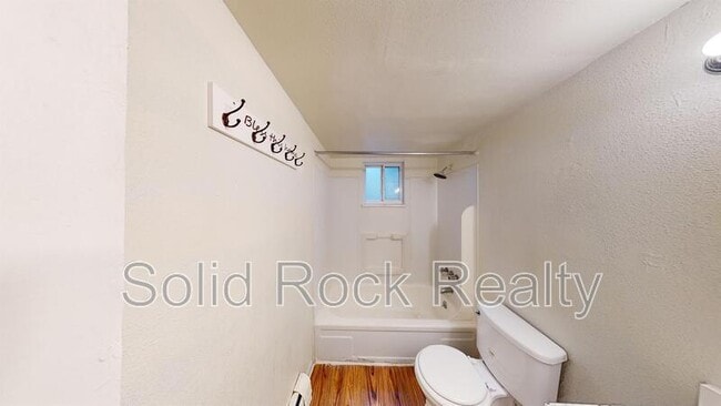 Building Photo - 1411 S Corona Ave