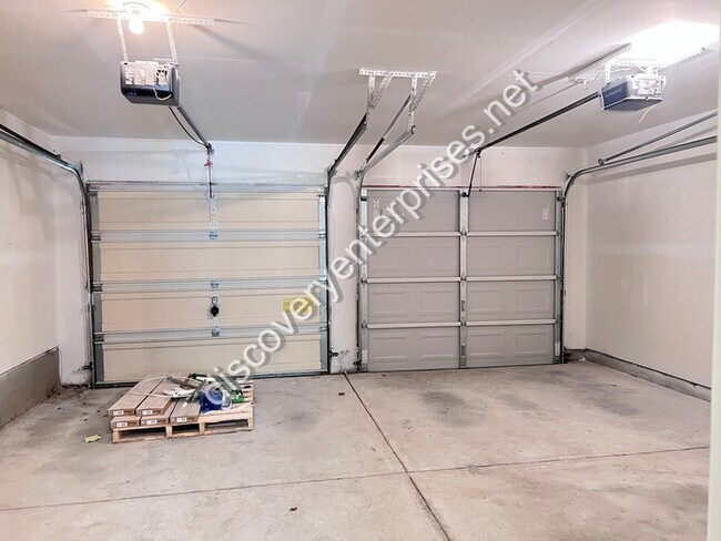 Building Photo - 1561 Norman Crossing