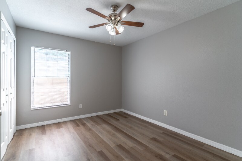 Building Photo - 2306 Lily Pad Ln