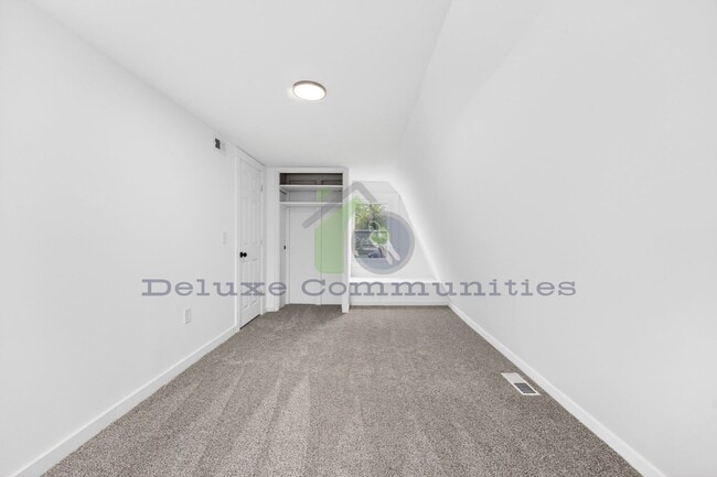 Building Photo - 3 Bedroom Single Family Home- Wyoming- Completely Remodeled!!!