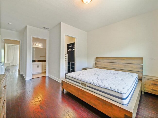 Building Photo - 15704 Marina Bay Dr
