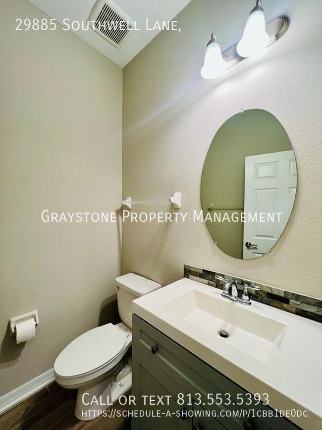 Building Photo - 29885 Southwell Ln