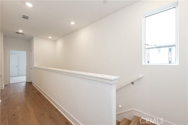 Building Photo - 435 Flycatcher