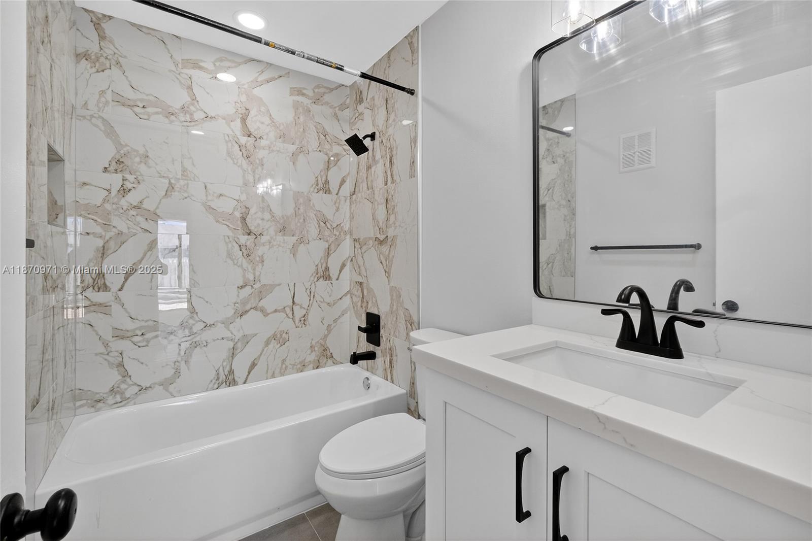 Building Photo - 10366 SW 208th Ln