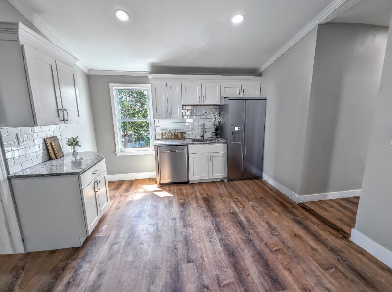 Building Photo - 31 Oberlin St