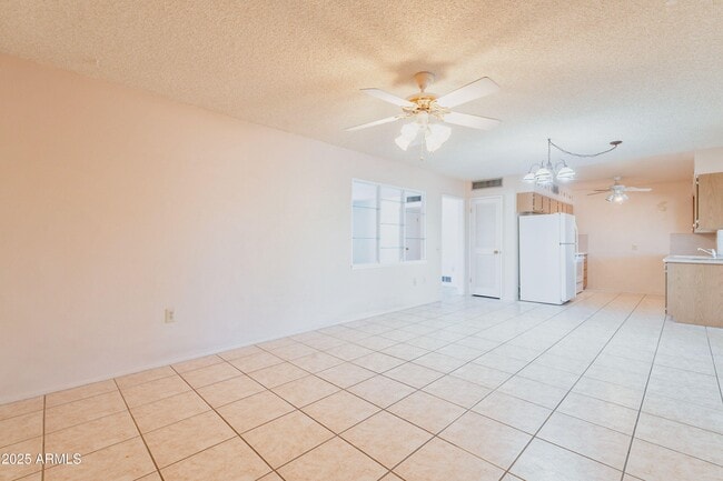 Building Photo - 10733 W Loma Blanca Dr