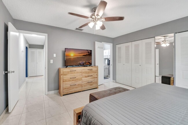 Building Photo - 6078 Dusenburg Rd