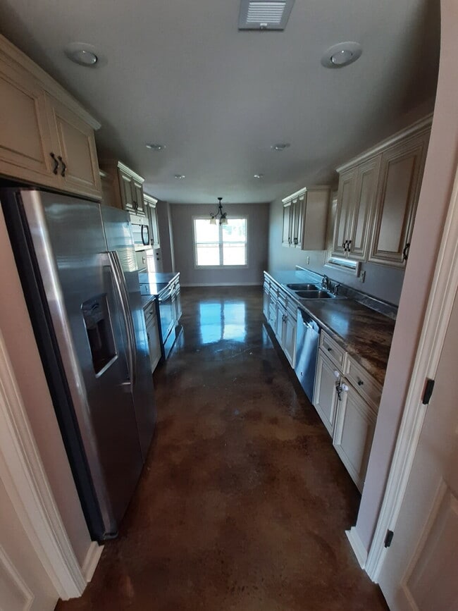 Building Photo - 426 Wildwood Point