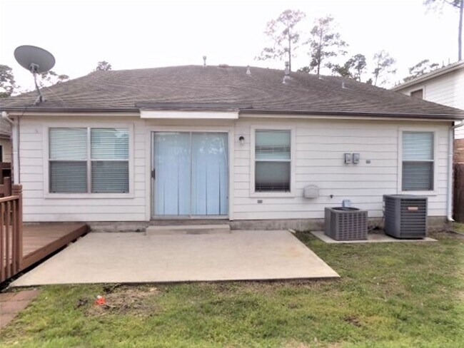 Building Photo - 651 Cypresswood Trce