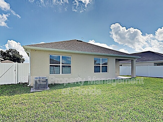 Building Photo - 9734 Pepper Tree Pl
