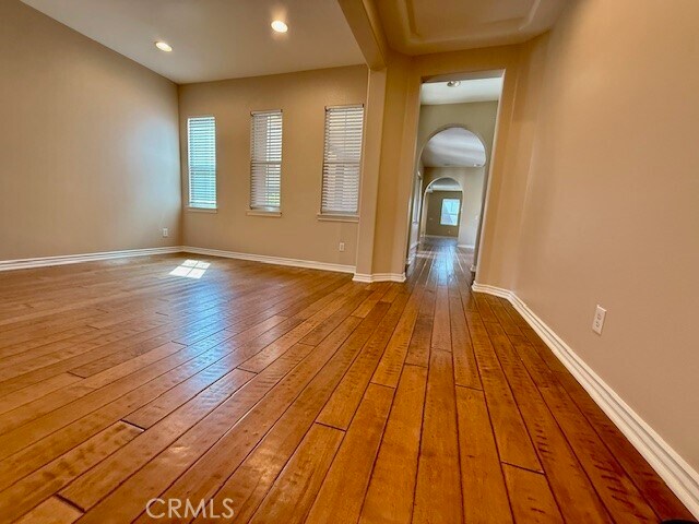 Building Photo - 12553 Winery Dr