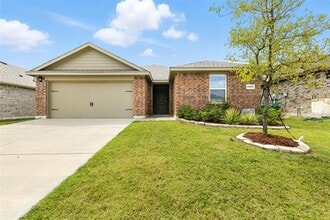 Building Photo - 2808 Jasmine Dr
