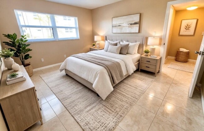 Building Photo - 3111 NE 51st St