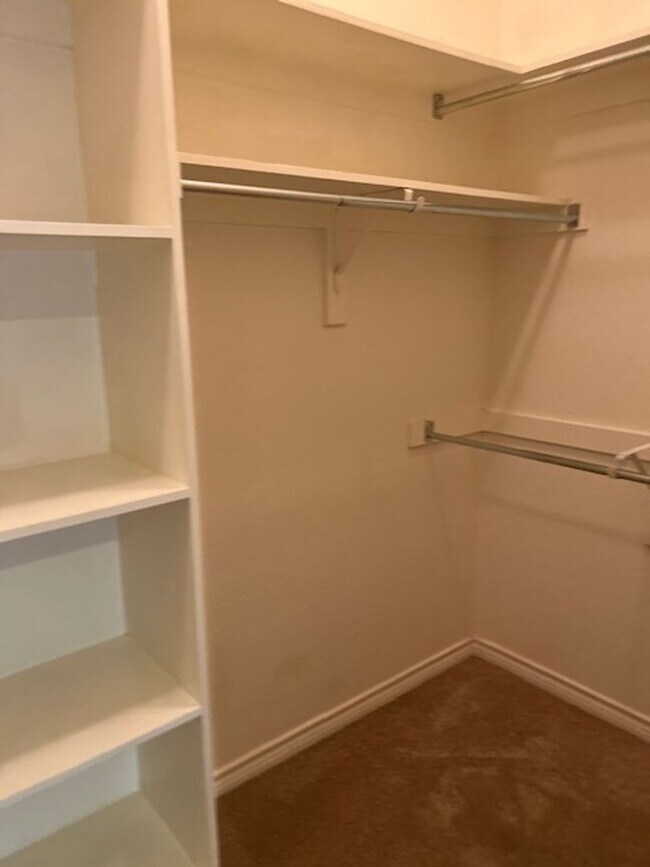 Building Photo - Beautiful 2 Bedroom 2 Bath condo in Georgetown