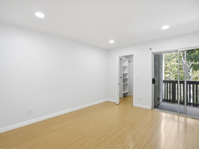 Building Photo - 3604 W Estates Ln