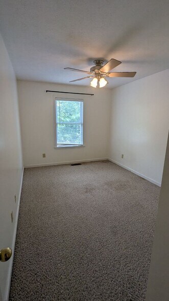 Br 3 - 112 Maryland Ave