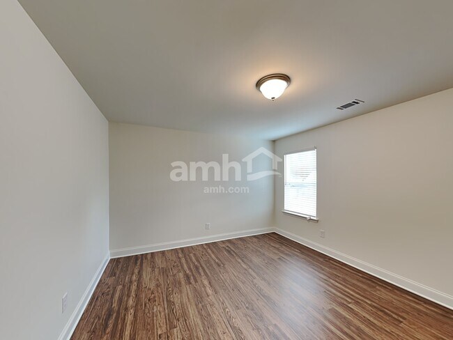 Building Photo - 6201 Bridlewood Ln