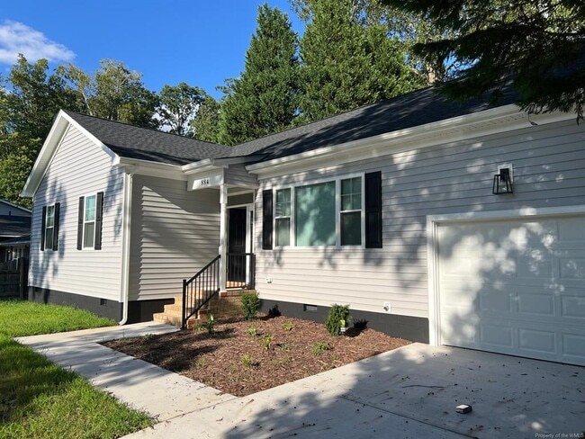 Building Photo - 884 Cascade Dr