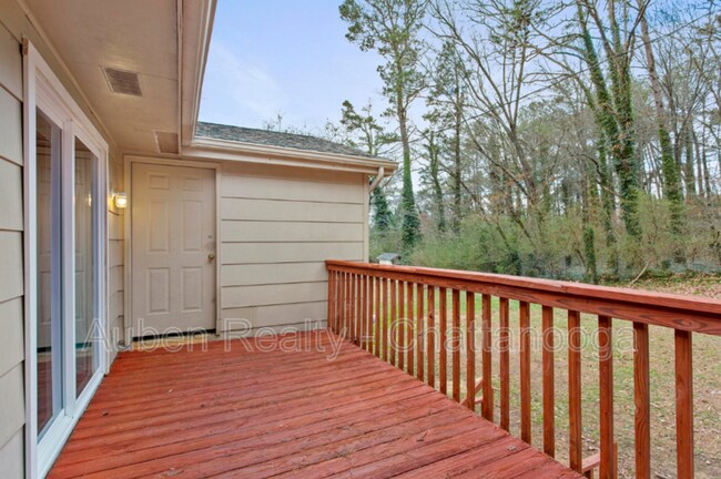 Building Photo - 7167 Holland Ln