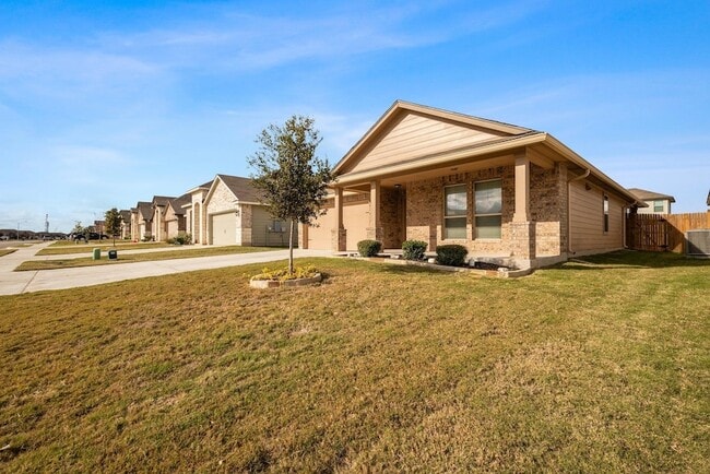 Building Photo - 229 Reagor Dr