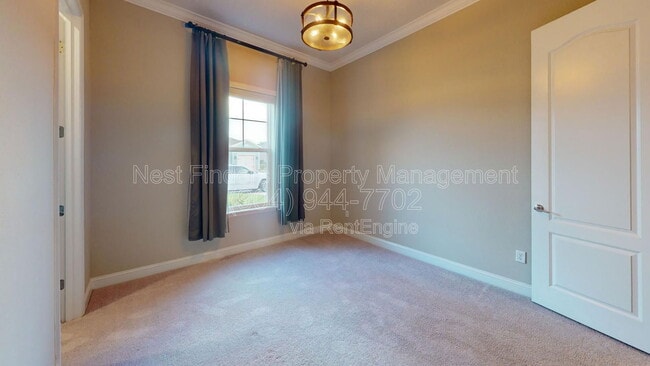 Building Photo - 57 Carina Trl