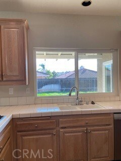 Building Photo - 14253 Meadowlands Dr