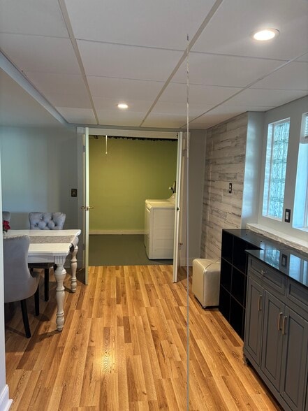 Building Photo - 7287 Dabney Ln
