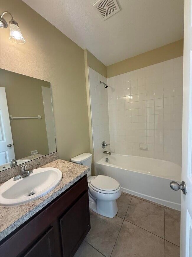 Building Photo - 5234 Oakland Lake Cir