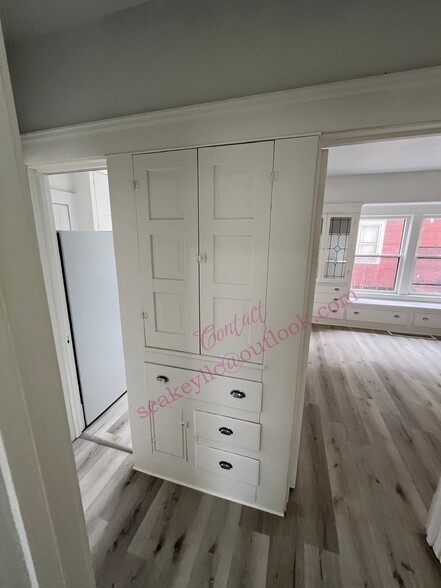 Hallway - 3191 W 116th St