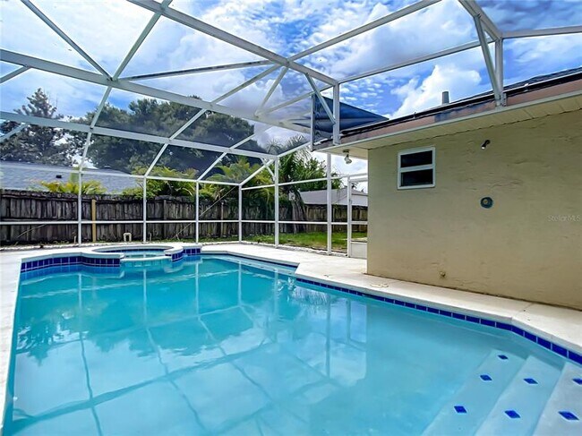 Building Photo - 7308 Wethersfield Dr