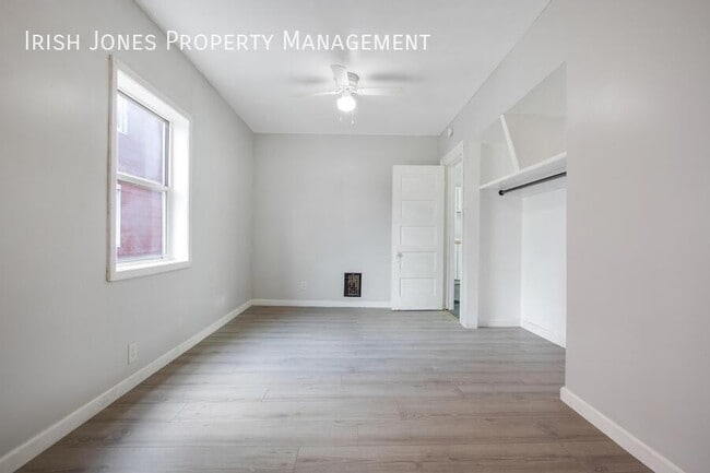 Building Photo - 98 Edson St