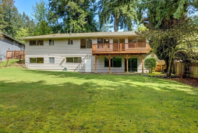 Building Photo - 3065 124th Ave NE