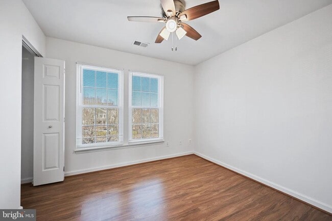 Building Photo - 10104 Sir Reynard Ln