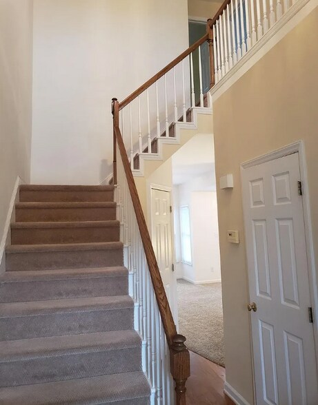 Building Photo - 8231 Hempshire Pl