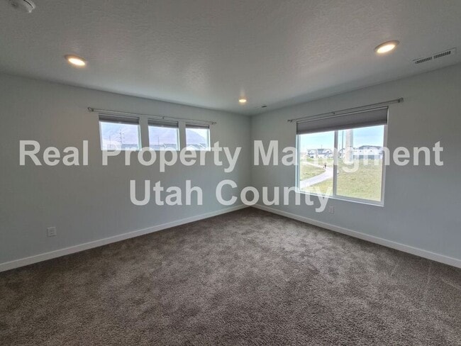 Building Photo - 1322 S 3540 E