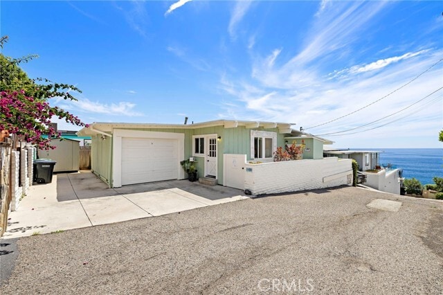 Building Photo - 31674 Seacove Dr