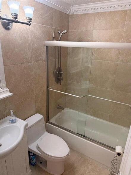 Building Photo - 11795 NW 30th St