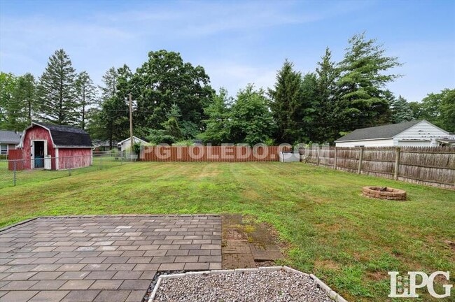 Building Photo - 7044 Springfield Dr