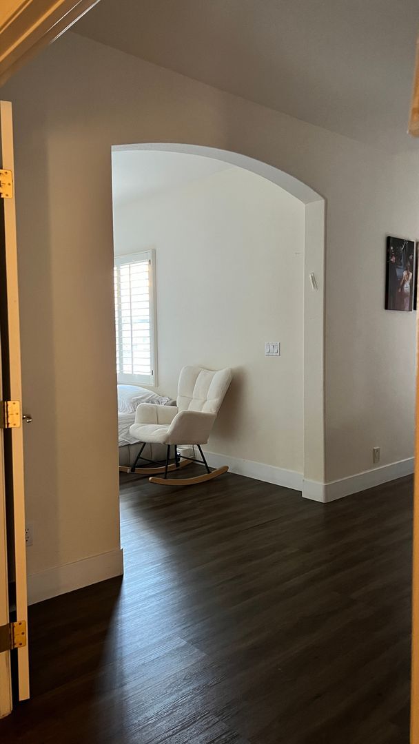 Building Photo - Stunning Fully Remodeled Luxury Home in Peccole Ranch