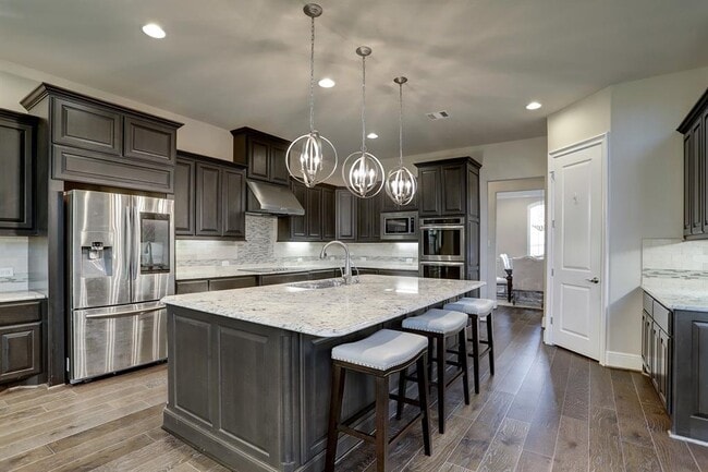 Building Photo - 9814 Vintage Villa Dr