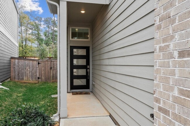 Building Photo - 120 Red Cascade Trl