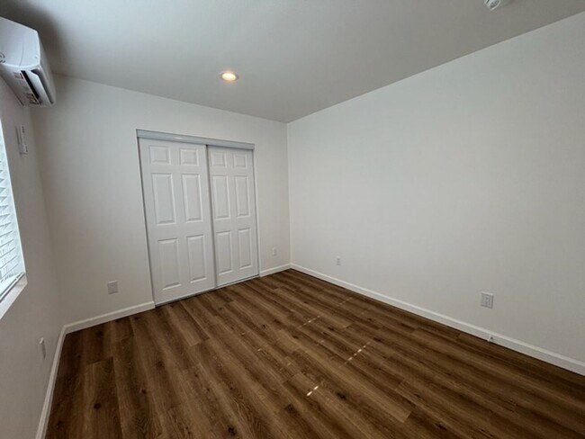 Building Photo - 13247 11th St