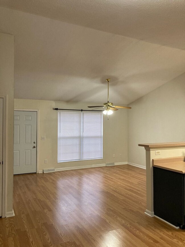 Building Photo - NEW YEAR & New and Improved Price