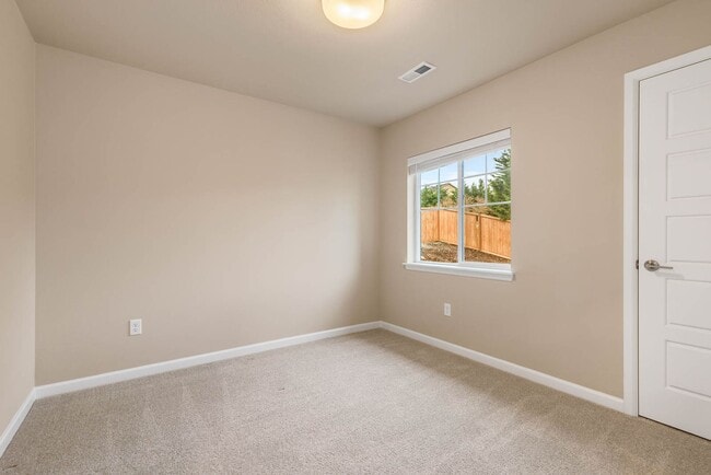 Building Photo - 25800 203rd Ave SE