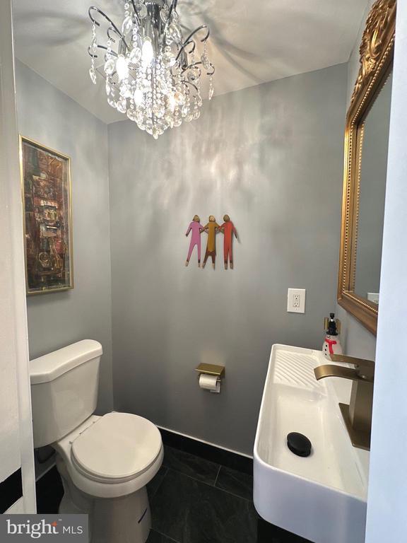 Building Photo - 626 Maryland Ave