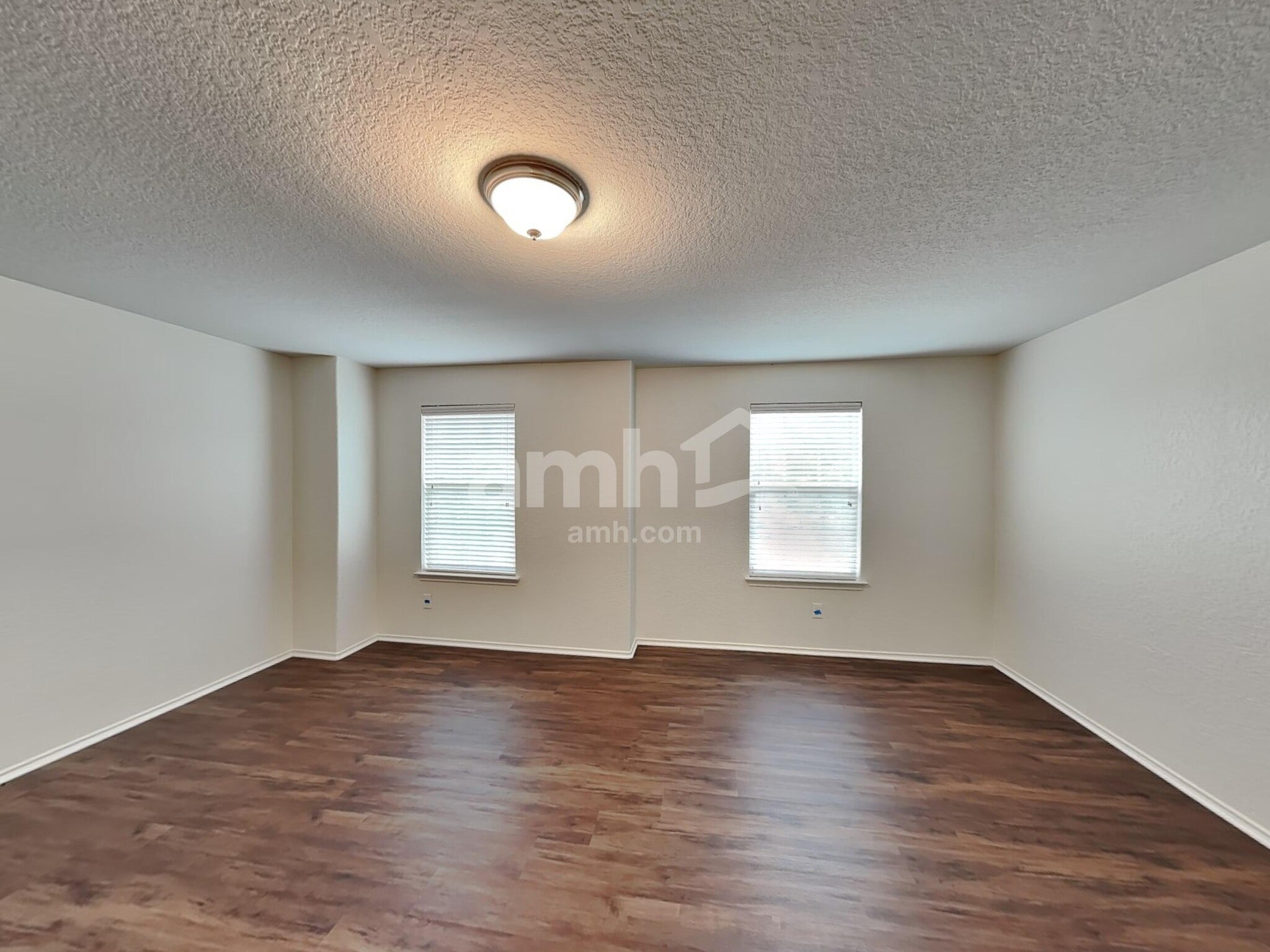 Building Photo - 3123 Candleside Dr