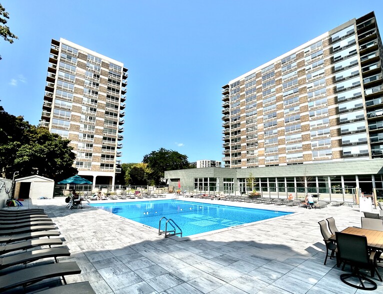 Building Photo - Juneau Village Towers