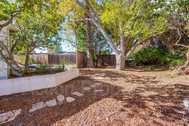 Building Photo - 3733 Carlson Cir